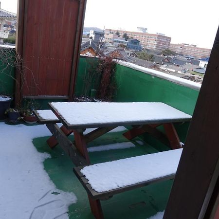 Pongdang Guesthouse Jeonju Buitenkant foto